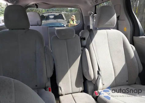 2012 Toyota Sienna Le 8 Passenger из США, поврежденный, VIN 5TDKA3DC7CS013776